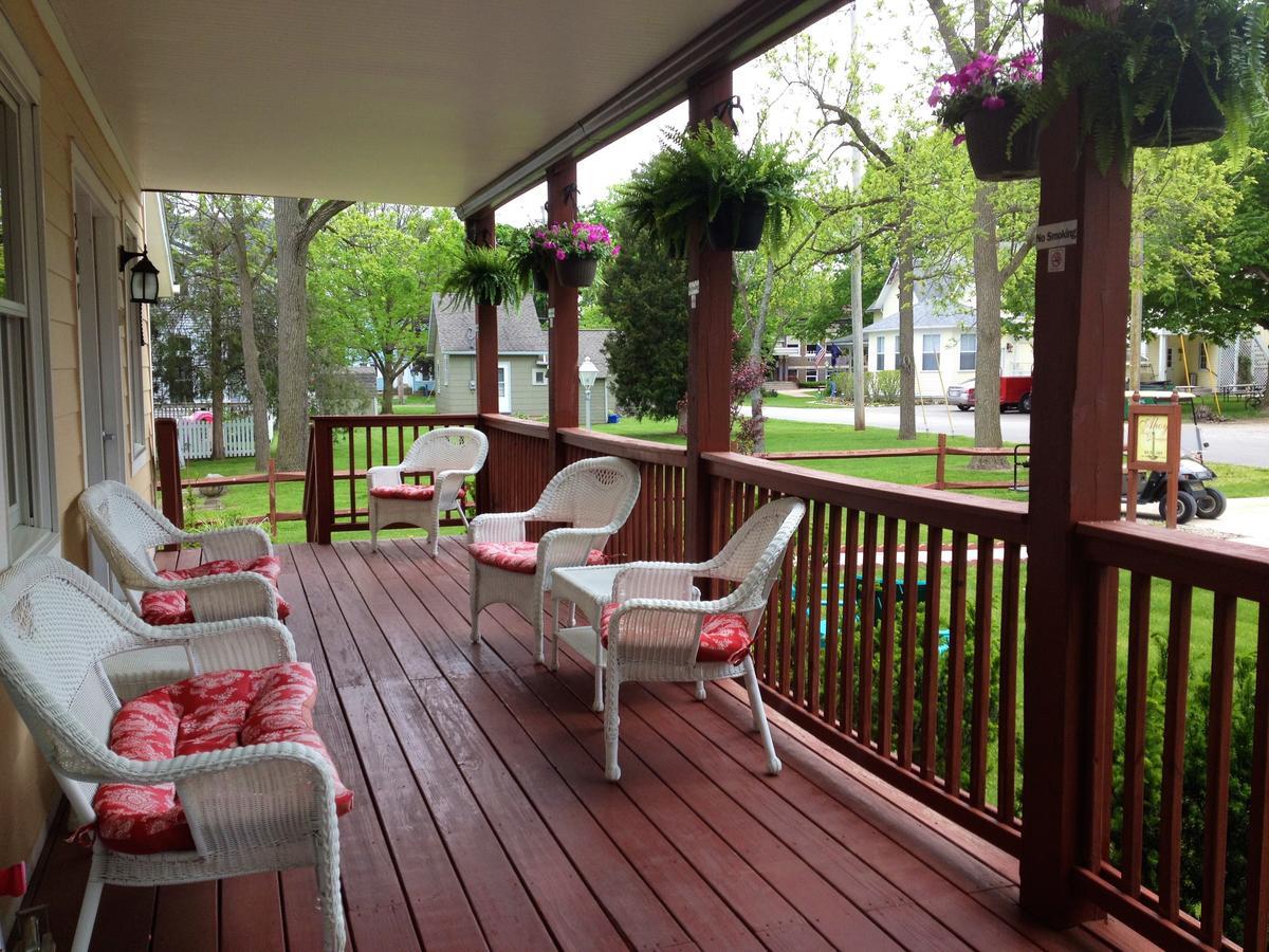 Ahoy Inn Guesthouse 풋인베이 외부 사진