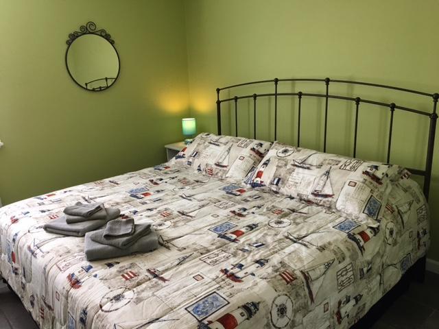 Ahoy Inn Guesthouse 풋인베이 외부 사진